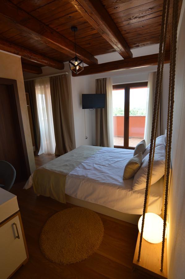 Hotel Natura Vilanija ภายนอก รูปภาพ