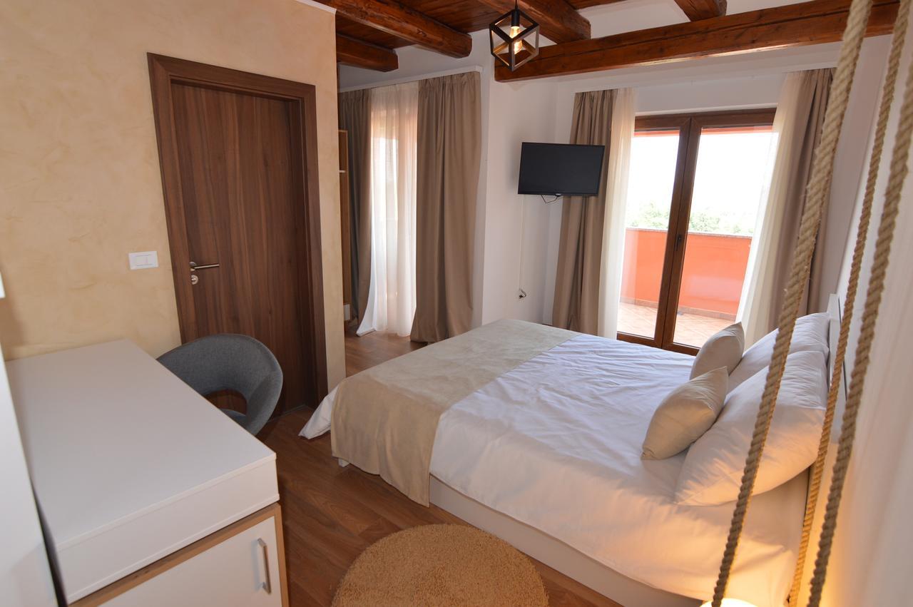 Hotel Natura Vilanija ภายนอก รูปภาพ