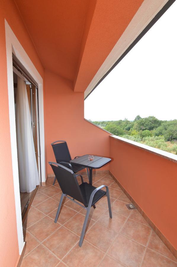 Hotel Natura Vilanija ภายนอก รูปภาพ