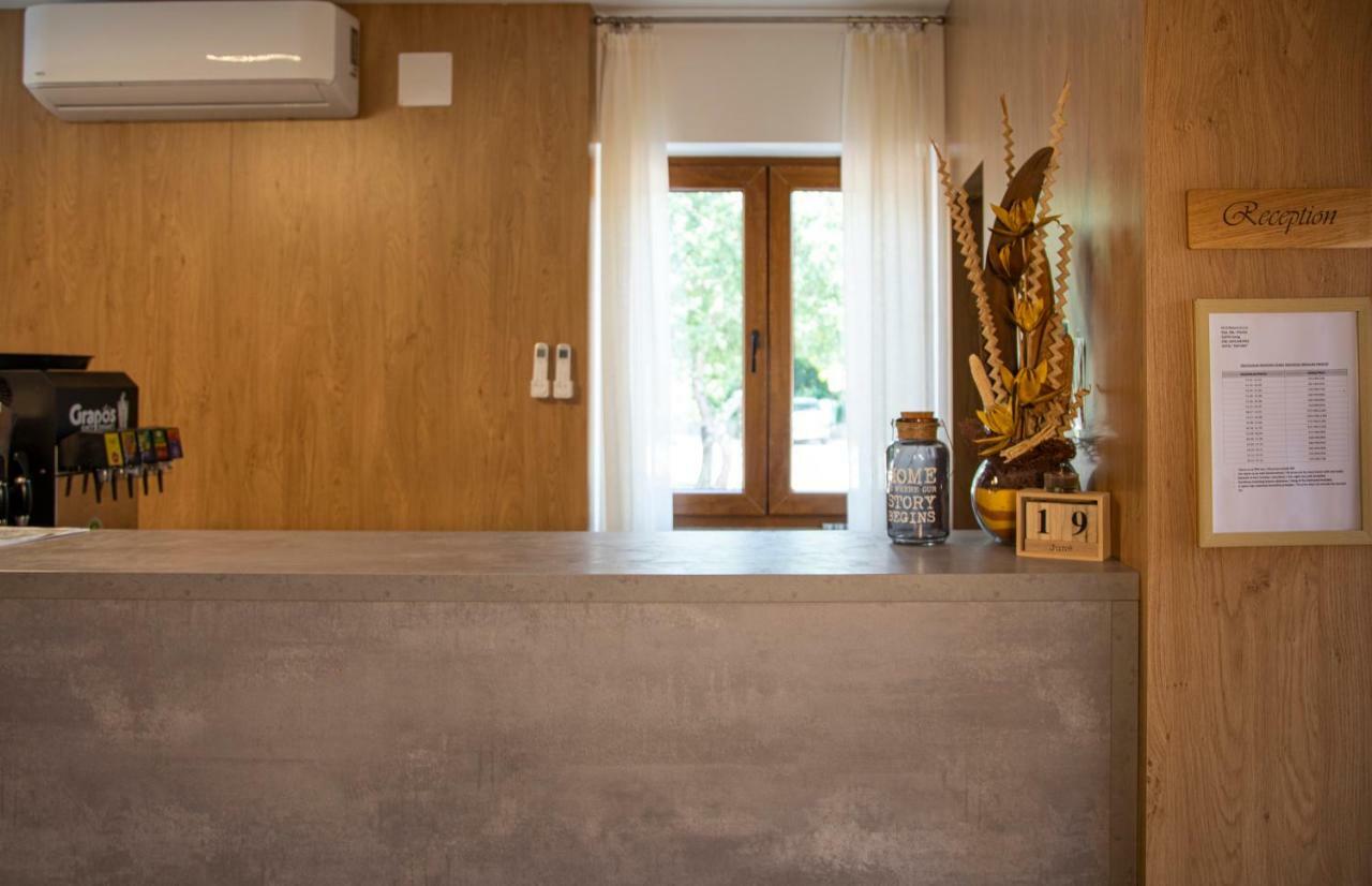 Hotel Natura Vilanija ภายนอก รูปภาพ